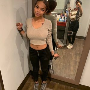 Meet your Posher, Naomi